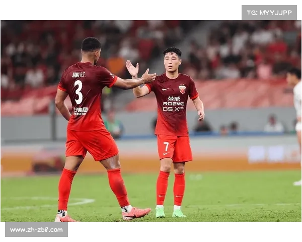 稳定性与青训并重:上海海港王朝背后的成功逻辑 稳定性与青训并重:上海海港王朝背后的成功逻辑